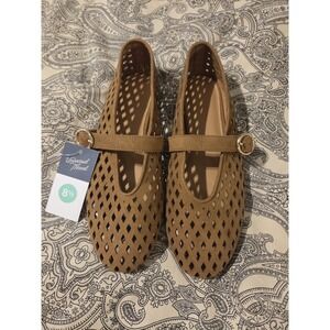 Universal Thread Brown Laser Cut Mary Jane Flats Faux Suede Buckle Shoes Sz 8.5